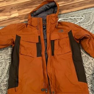 North Face Men’s Jacket Size Medium